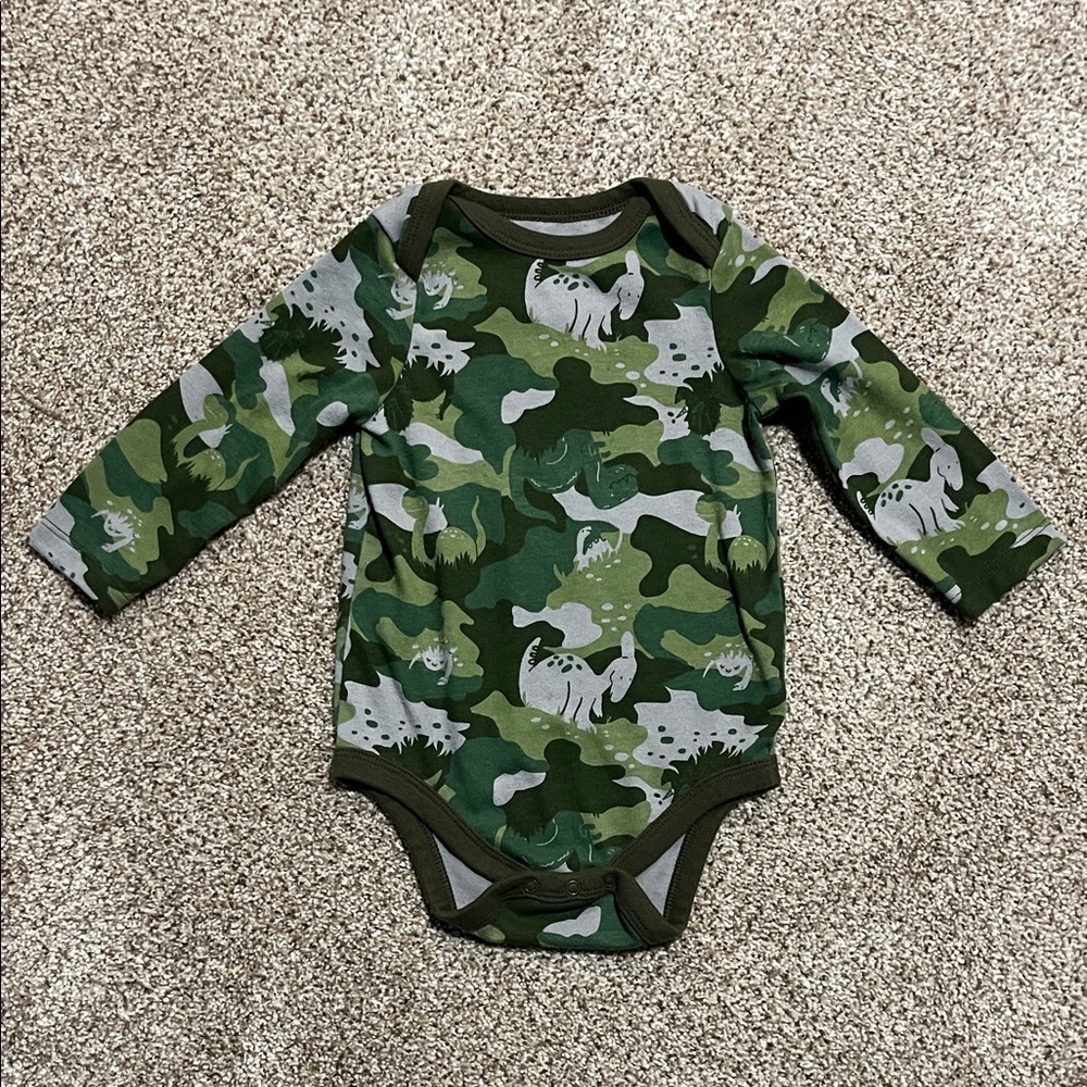 Cat & Jack Green Camo Kids Bodysuit